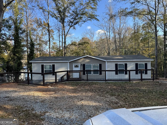 Newly Finished Manufactured Home with a Lake View