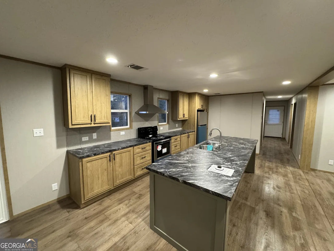 Newly Finished Manufactured Home with a Lake View