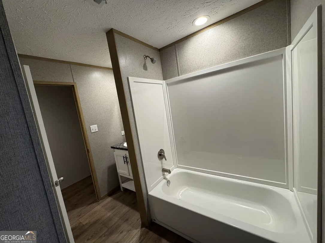 Newly Finished Manufactured Home with a Lake View