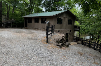 Waterfront Living on Lake Harding - Charming Rustic Cabin Retreat with Modern Comforts-1